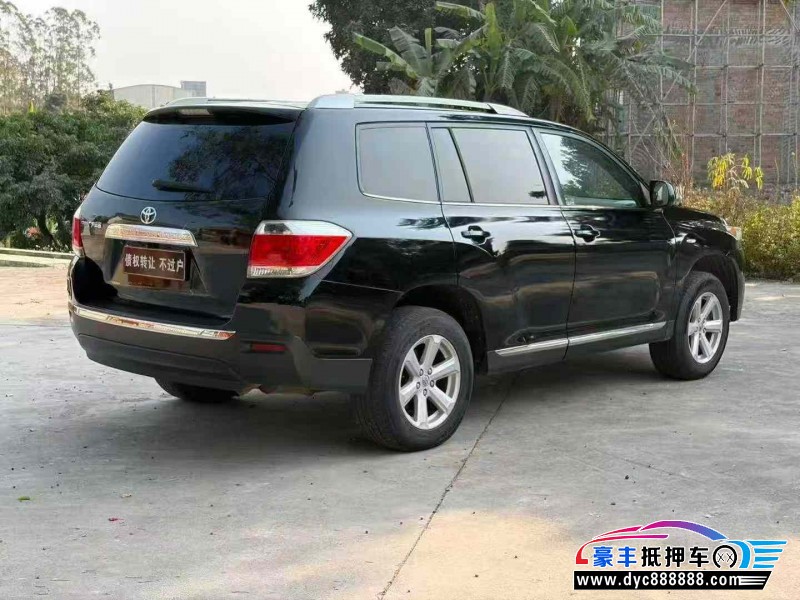 13年丰田汉兰达轿车抵押车出售