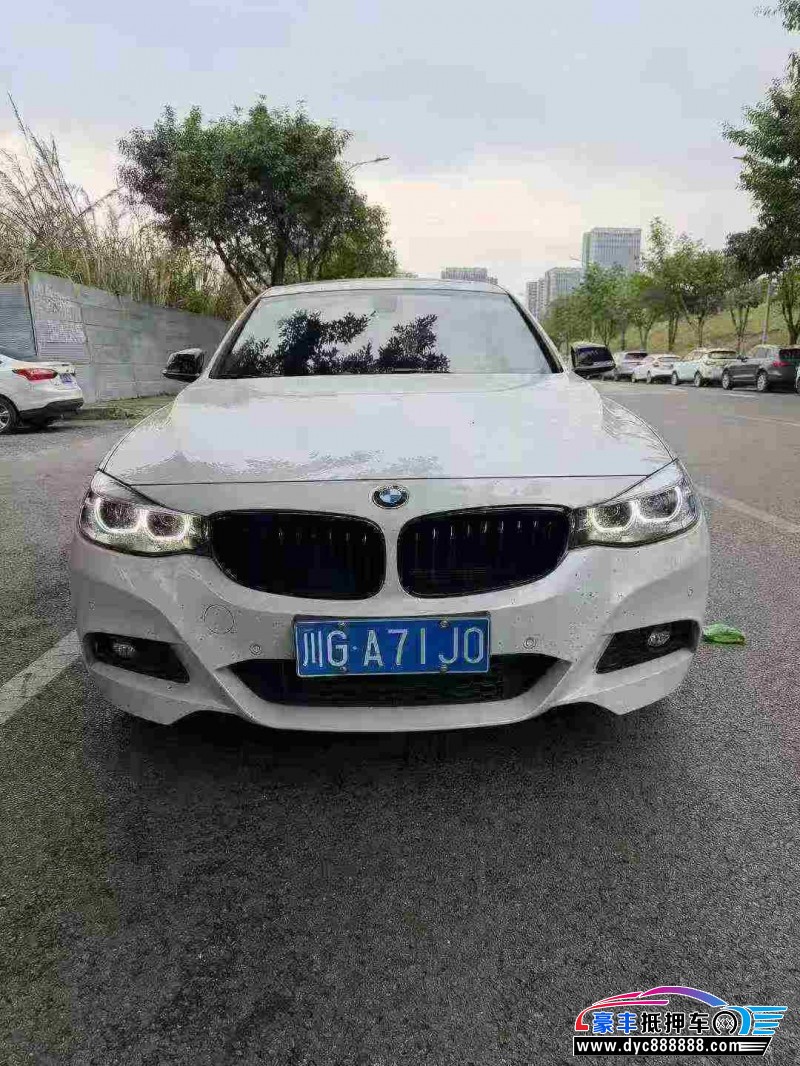 21年宝马3系轿车抵押车出售
