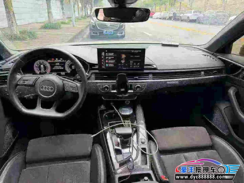 23年奥迪A4L轿车抵押车出售