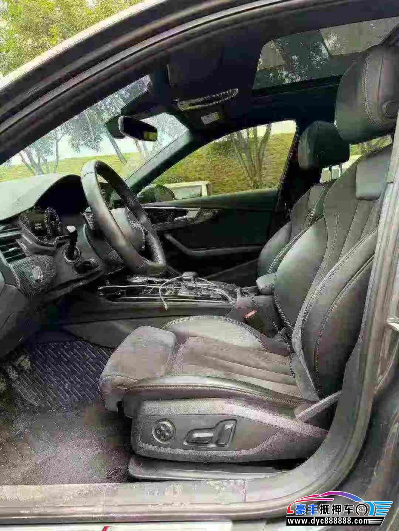 23年奥迪A4L轿车抵押车出售