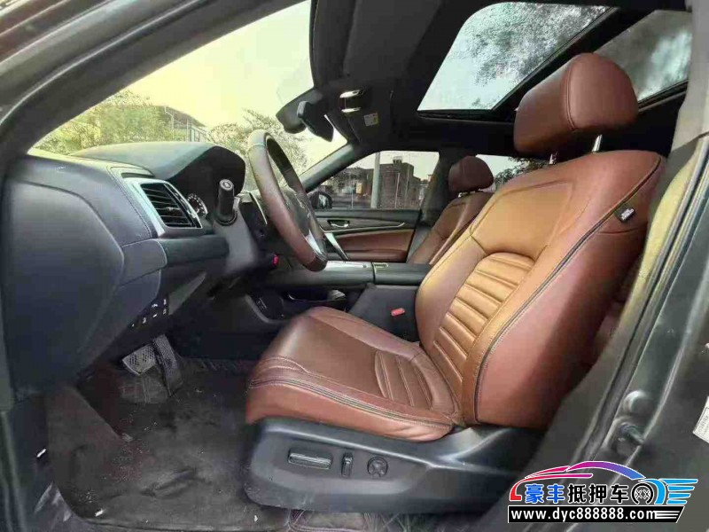 20年本田UR-V轿车抵押车出售