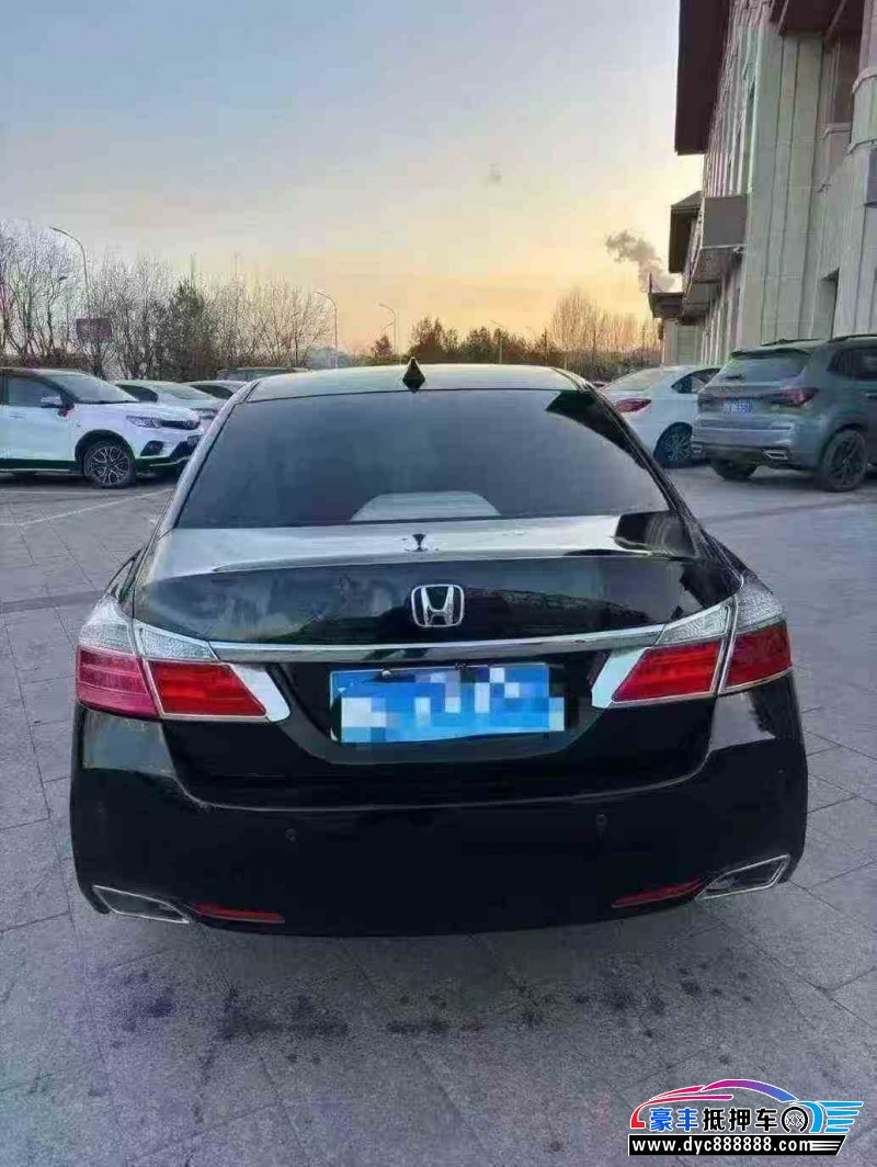 15年本田雅阁轿车抵押车出售