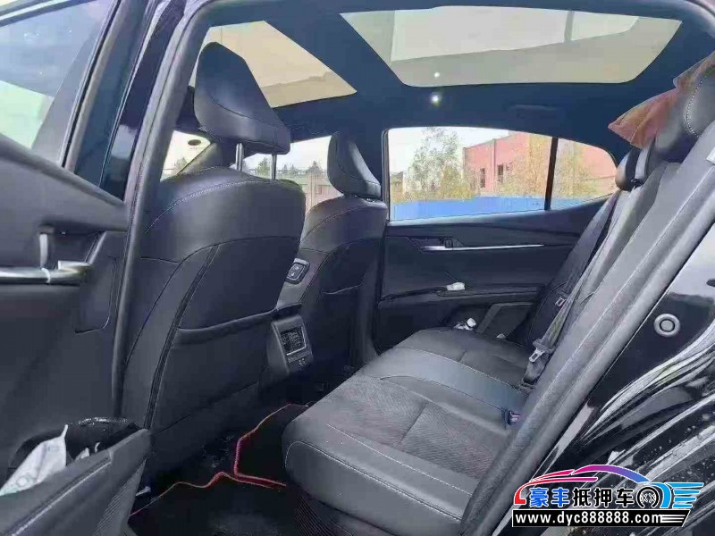 25年丰田凯美瑞轿车抵押车出售