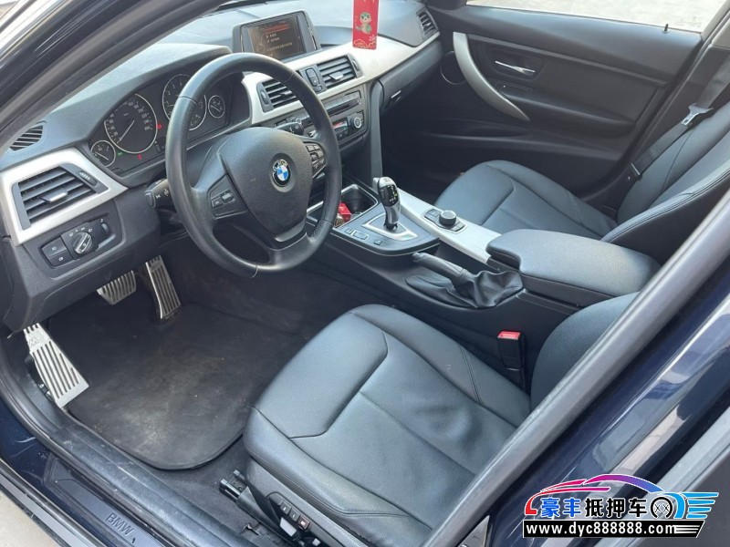 15年宝马3系轿车抵押车出售