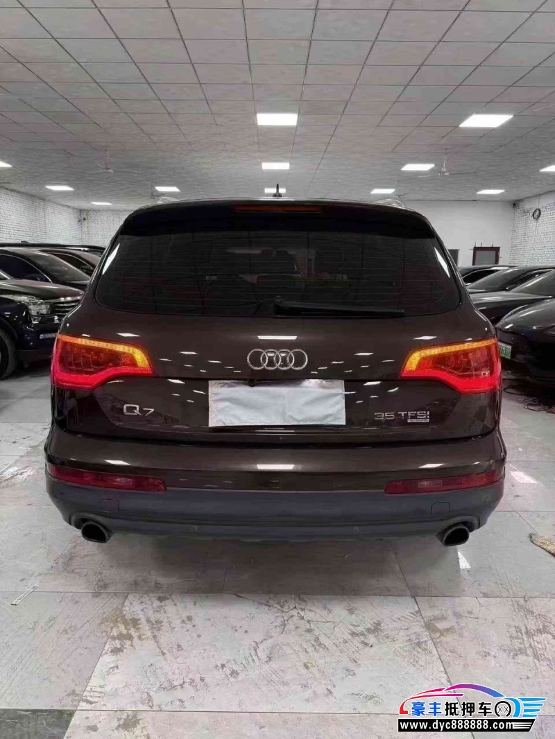 14年奥迪Q7轿车抵押车出售