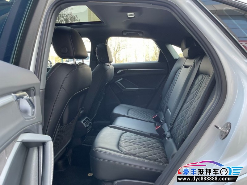 24年奥迪Q3轿车抵押车出售