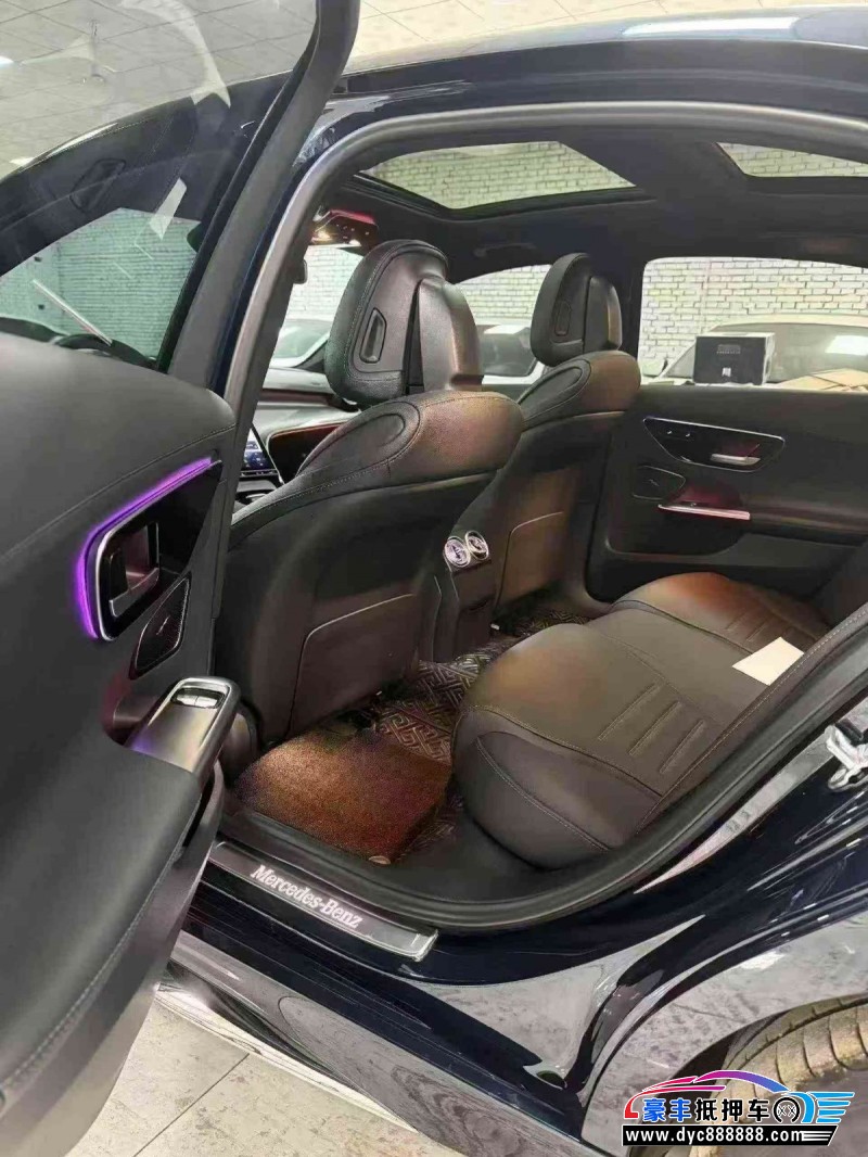 23年奔驰C轿车抵押车出售