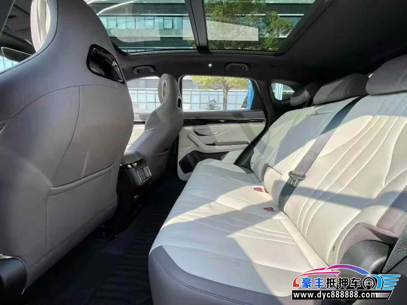 24年比亚迪宋轿车抵押车出售