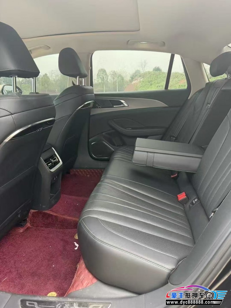 24年红旗H5轿车抵押车出售