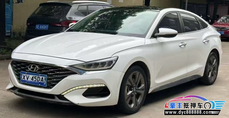 20年现代菲斯塔轿车抵押车出售