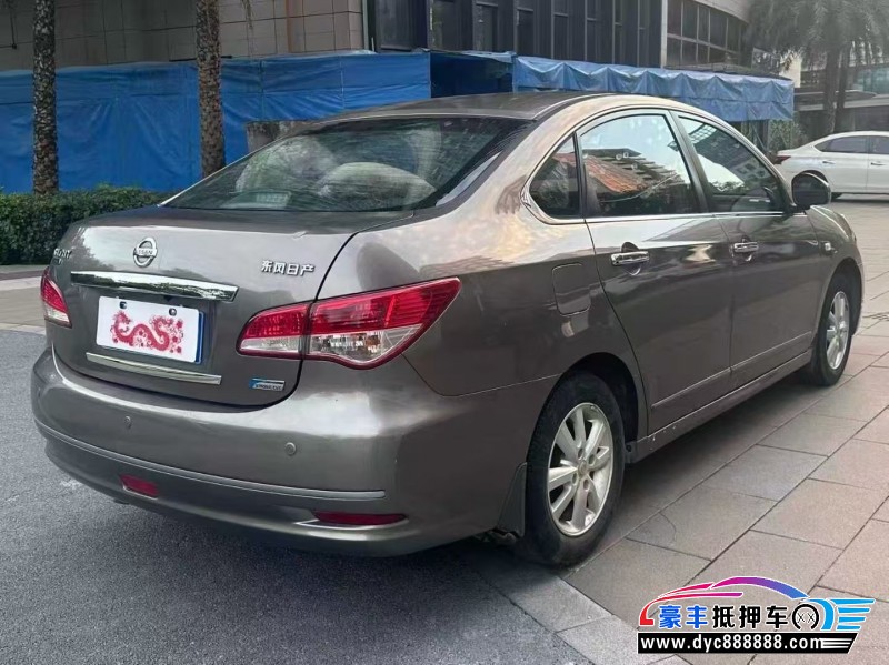 19年日产轩逸轿车抵押车出售