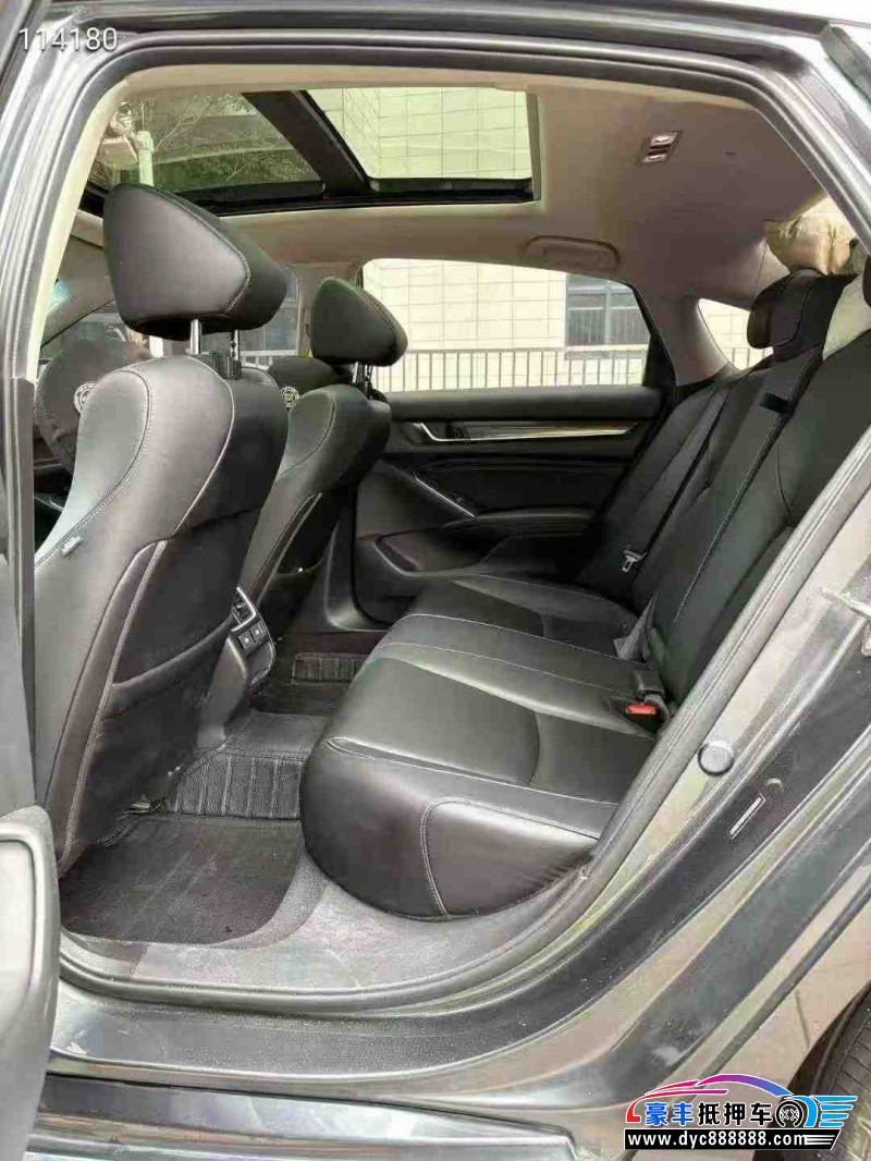 23年本田雅阁轿车抵押车出售