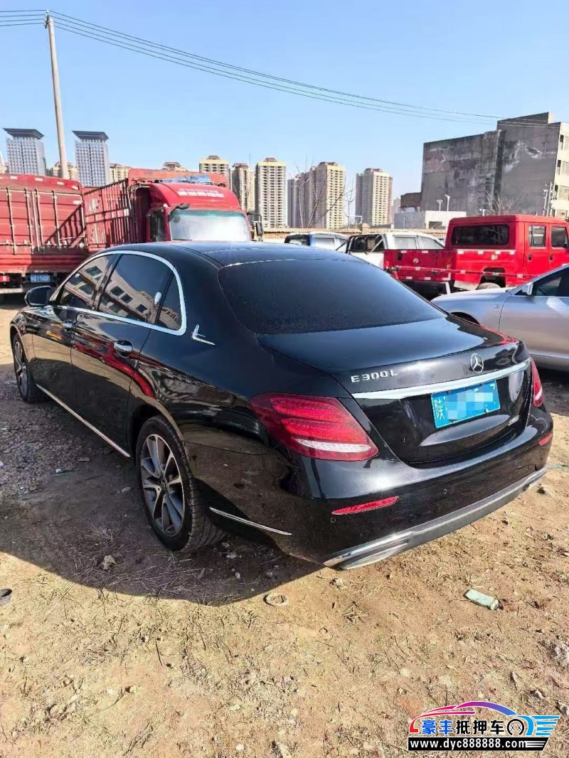 20年奔驰E轿车抵押车出售