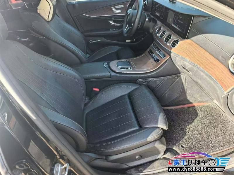 20年奔驰E轿车抵押车出售