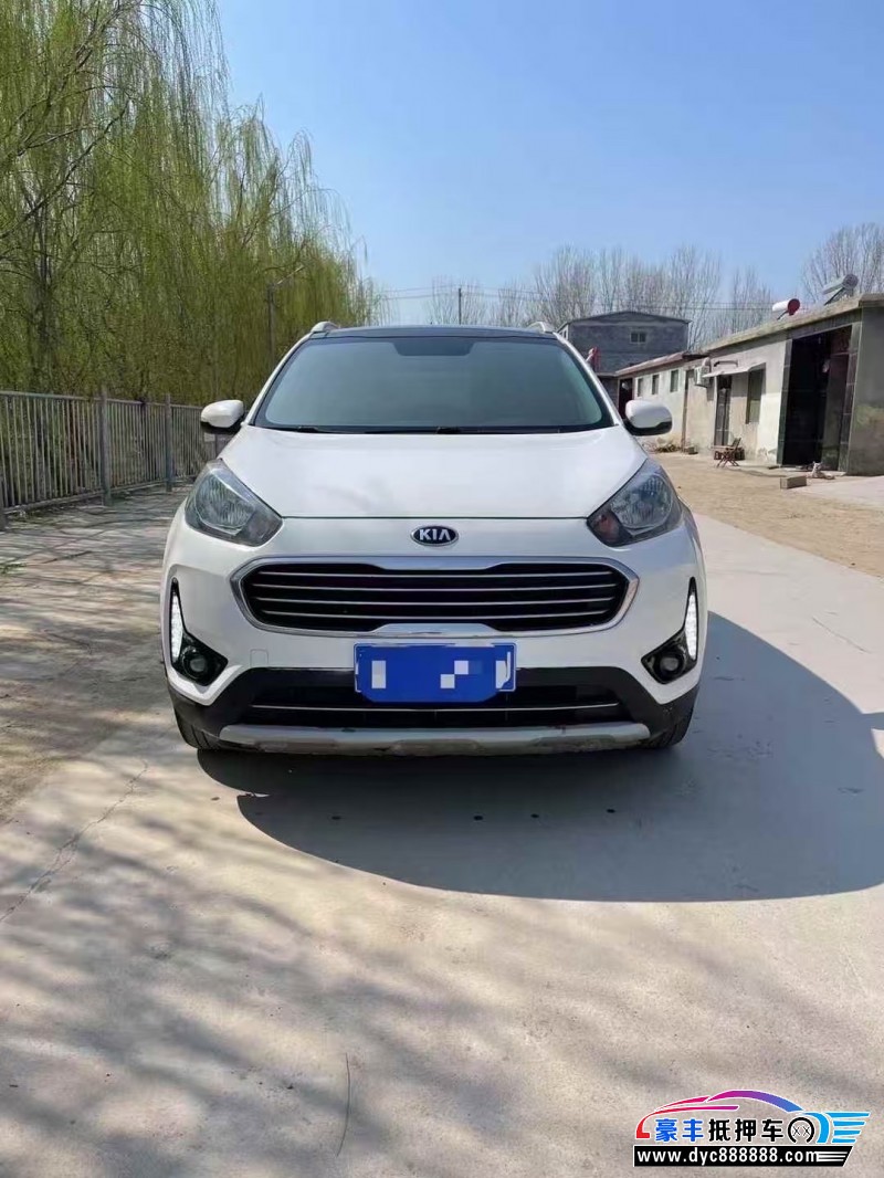 抵押车出售17年起亚K3轿车