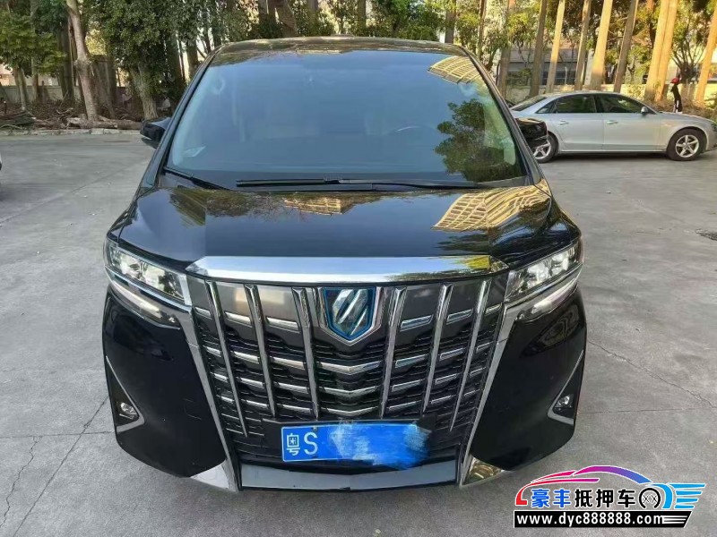 16年丰田埃尔法轿车