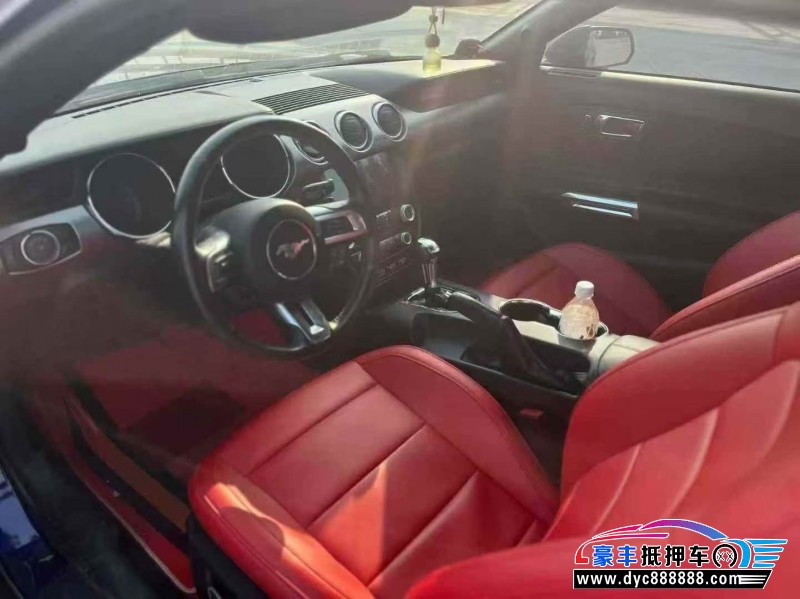 17年福特野马轿车抵押车出售