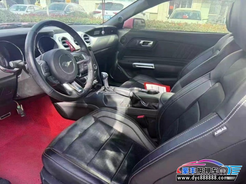 18年福特野马轿车抵押车出售