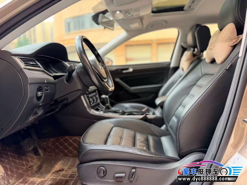 17年大众帕萨特轿车抵押车出售