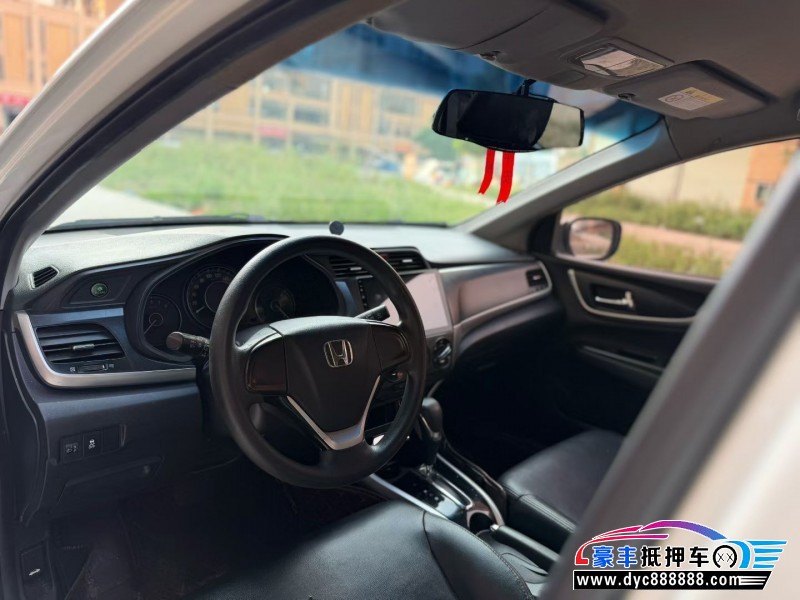 17年本田凌派轿车抵押车出售