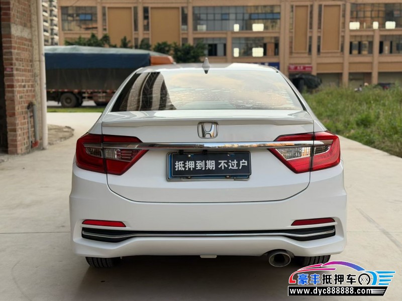 17年本田凌派轿车抵押车出售