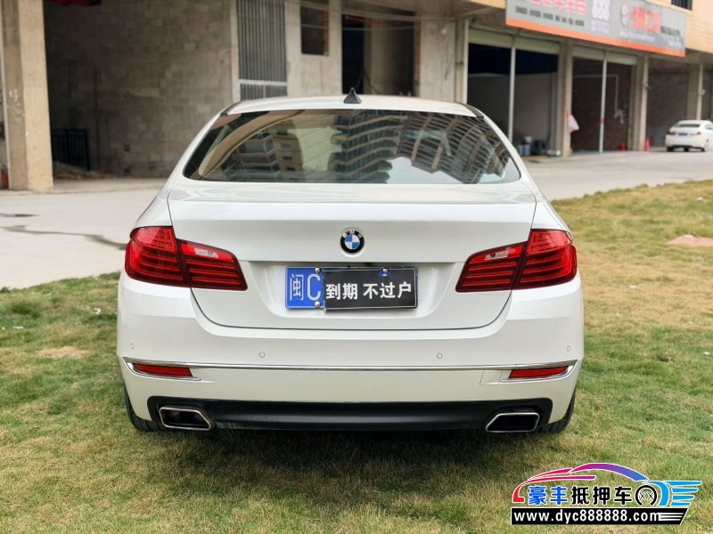 17年宝马5系轿车抵押车出售