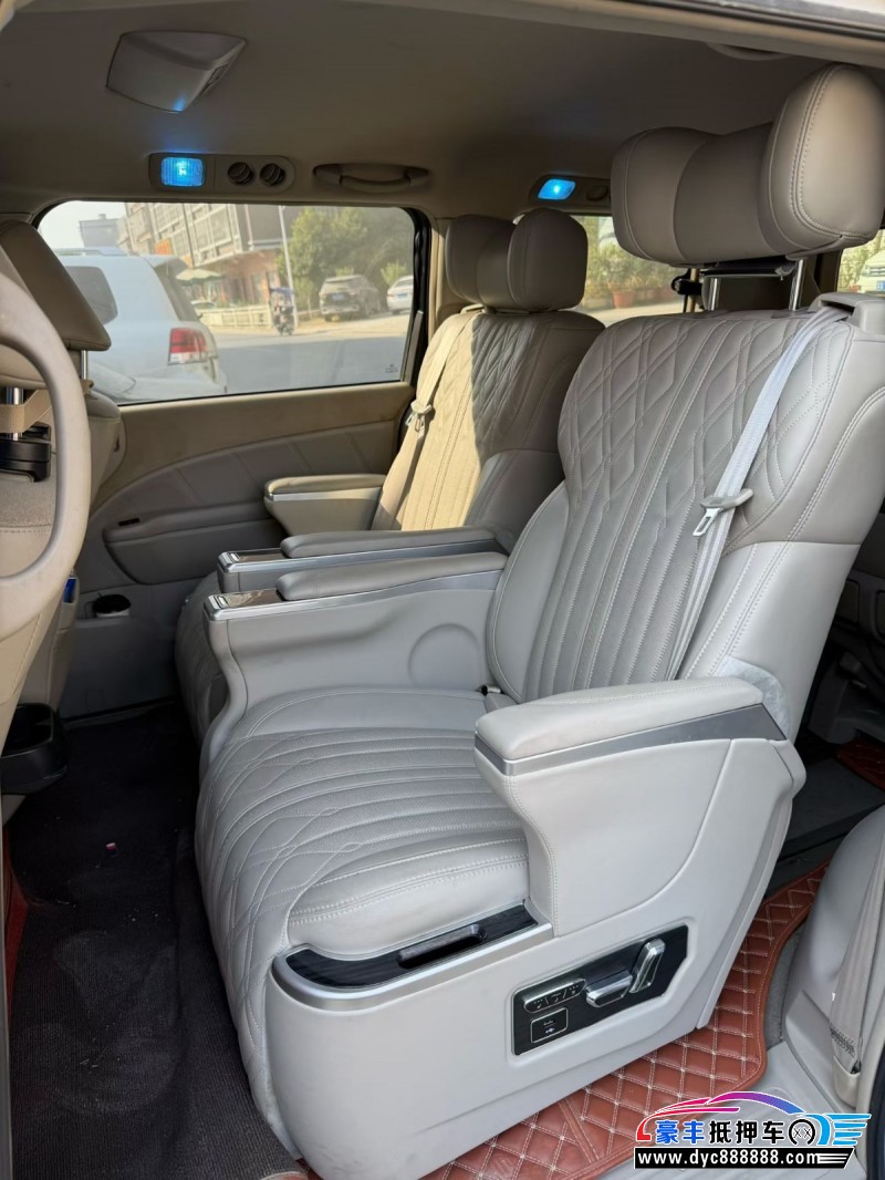 15年本田艾力绅轿车抵押车出售