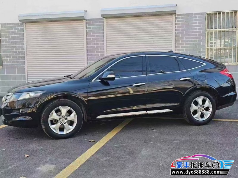 13年本田歌诗图轿车抵押车出售