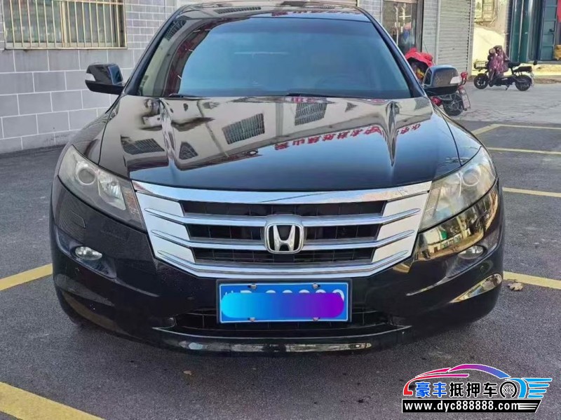 13年本田歌诗图轿车抵押车出售