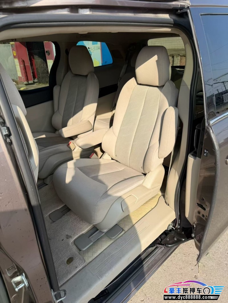 16年别克GL8MPV抵押车出售