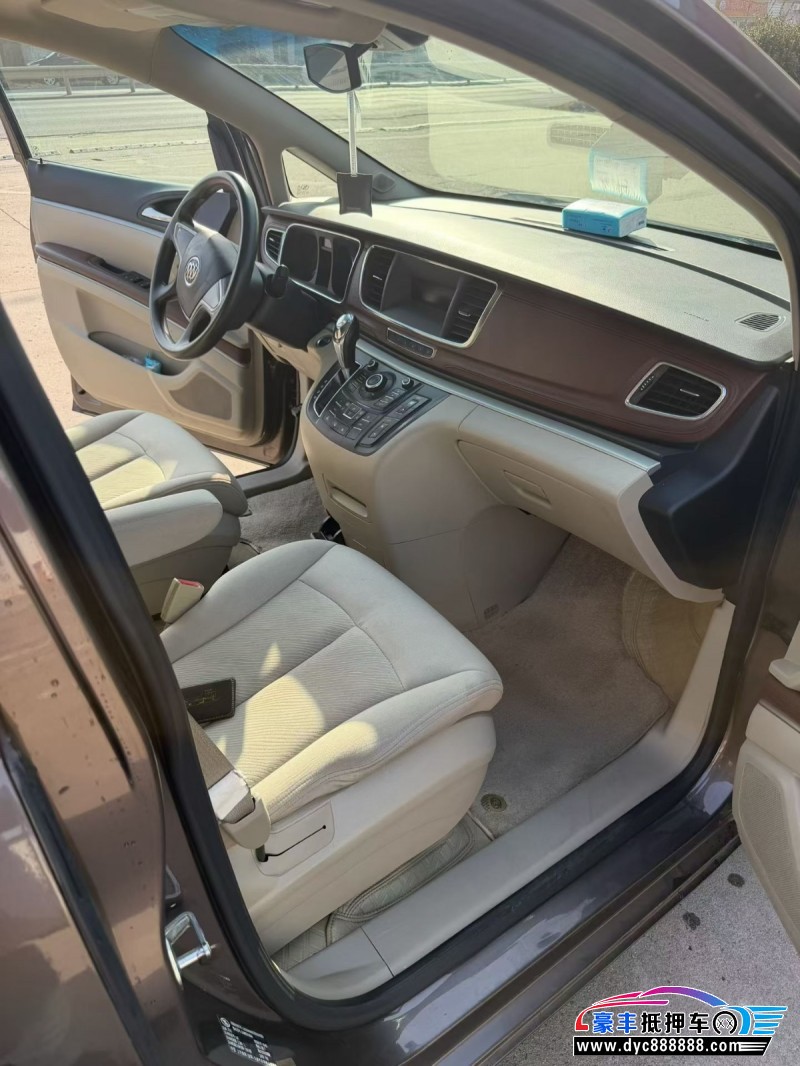 16年别克GL8MPV抵押车出售