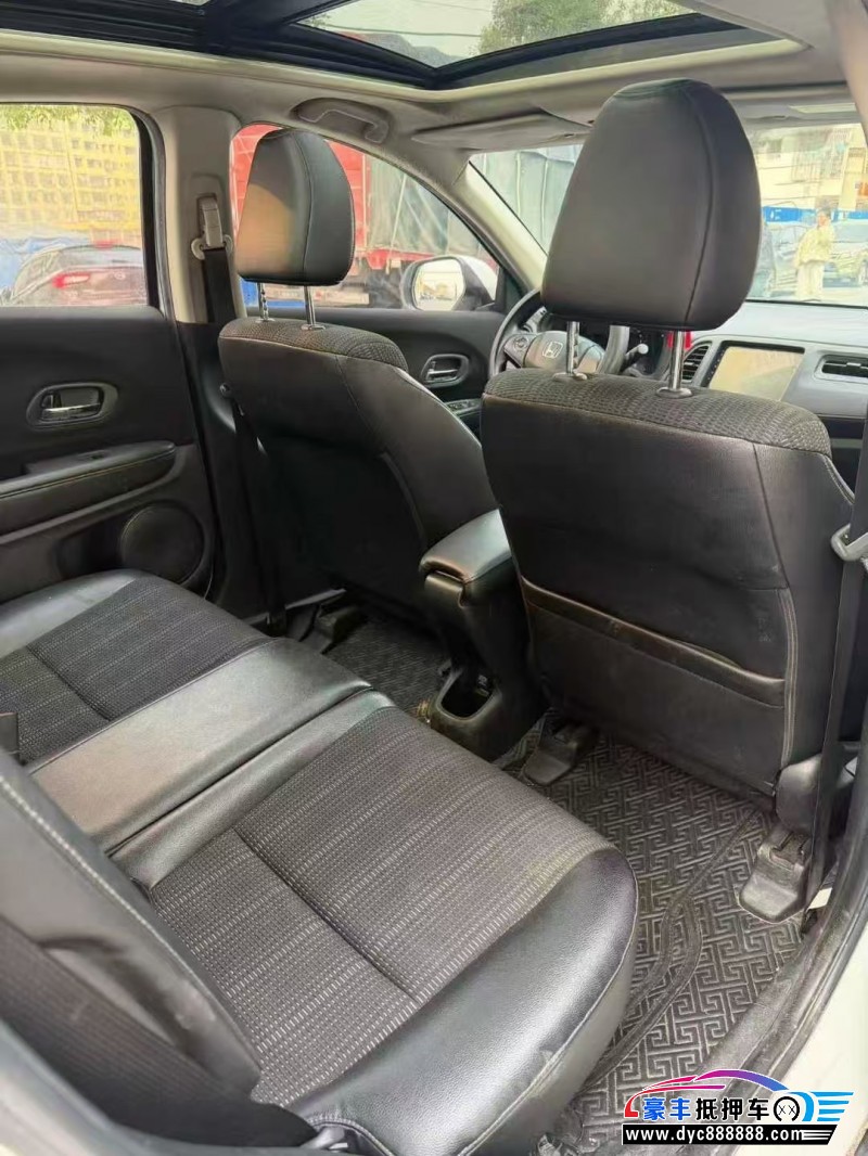 19年本田缤智轿车抵押车出售