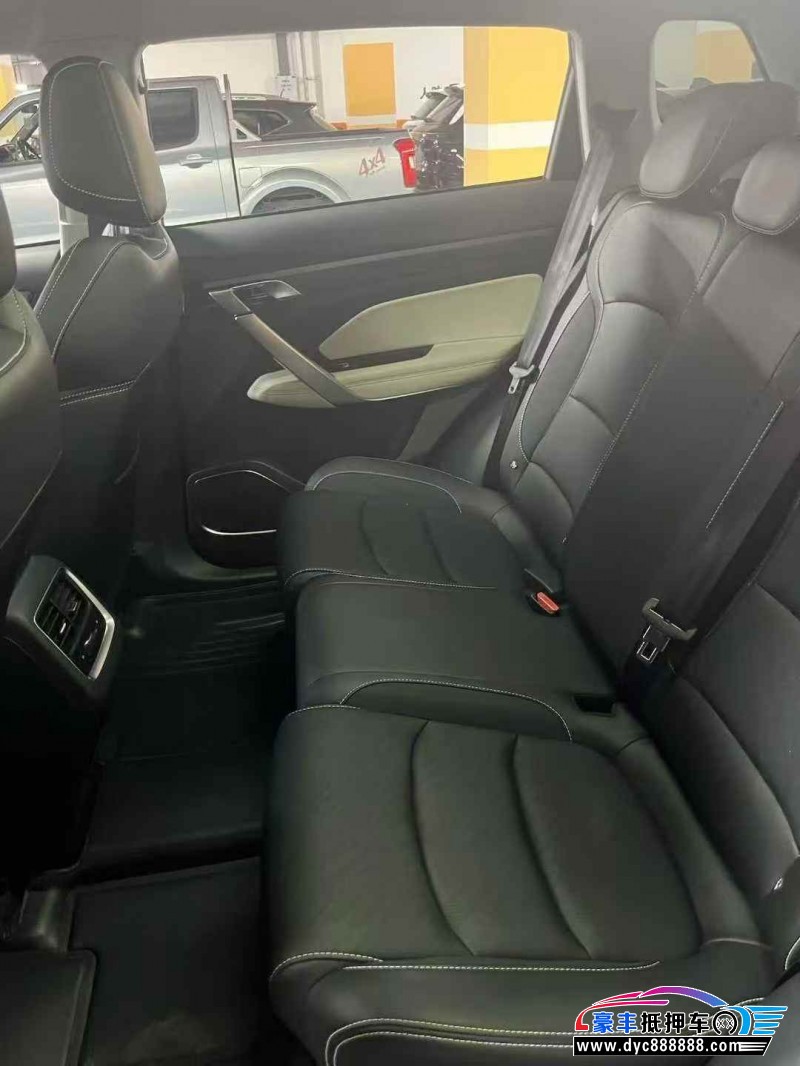 22年吉利博越轿车抵押车出售