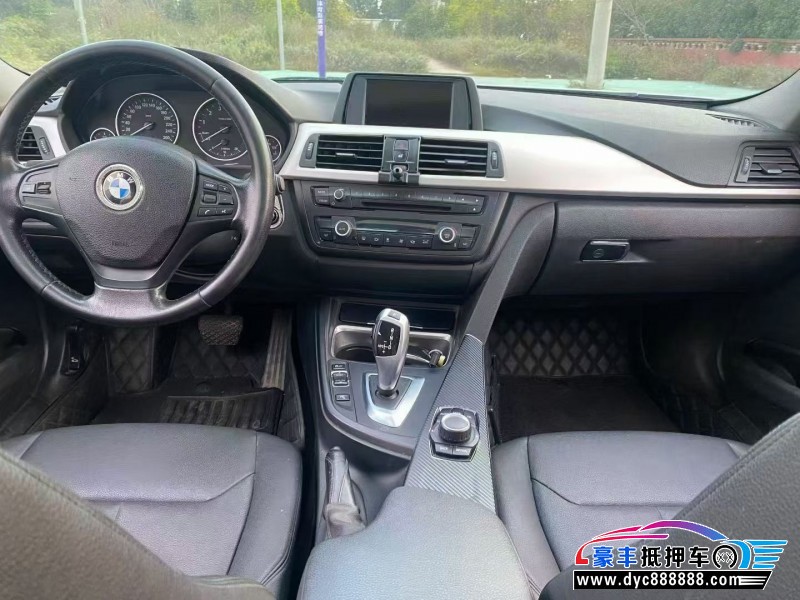 15年宝马3系轿车抵押车出售