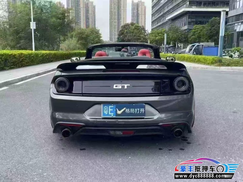 19年福特野马轿车抵押车出售