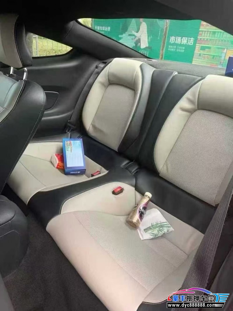 17年福特野马轿车抵押车出售