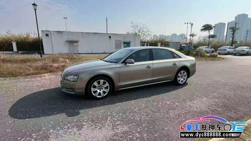 12年奥迪A8轿车抵押车出售