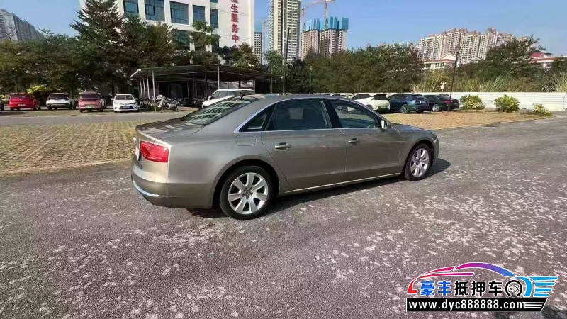 12年奥迪A8轿车抵押车出售