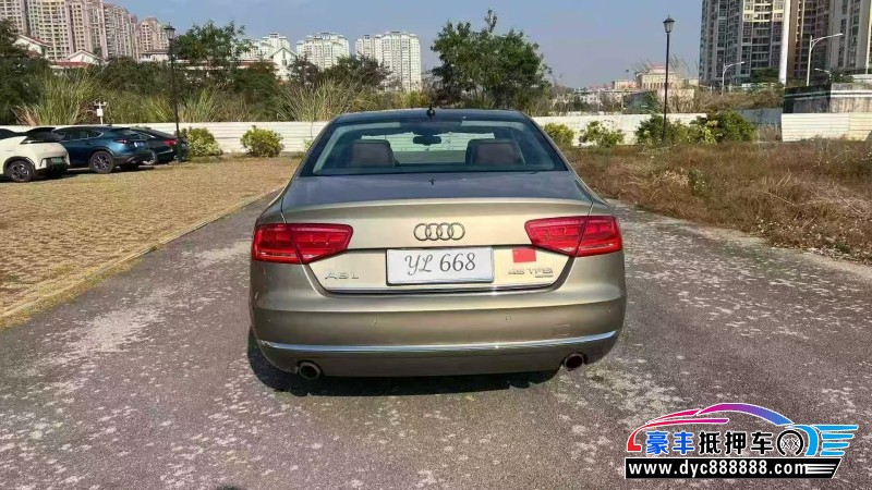 12年奥迪A8轿车抵押车出售