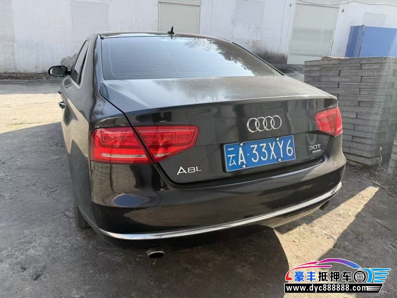 12年奥迪A8轿车抵押车出售