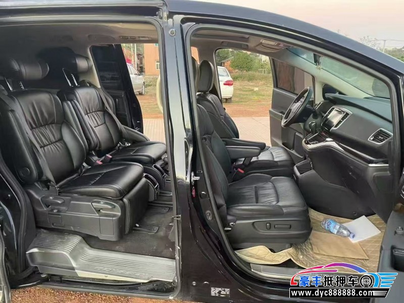 17年本田奥德赛轿车抵押车出售