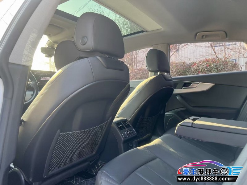 21年奥迪A5轿车抵押车出售