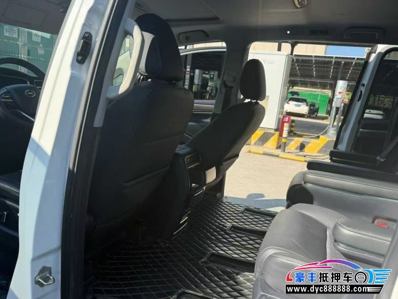 23年传祺M8轿车抵押车出售