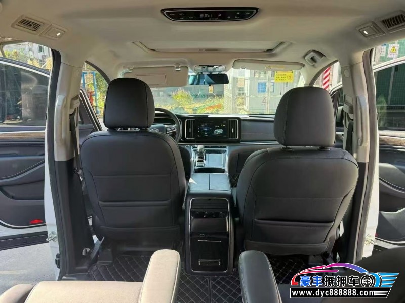 23年传祺M8轿车抵押车出售