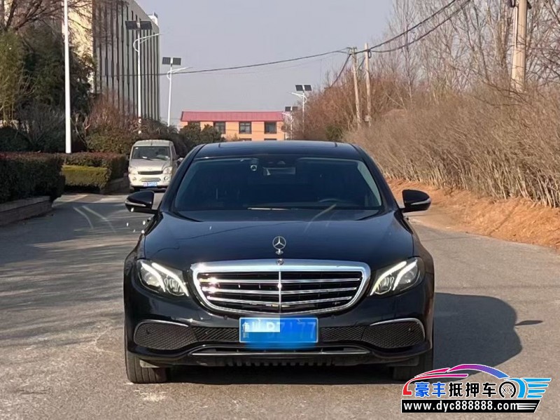 17年奔驰E轿车抵押车出售