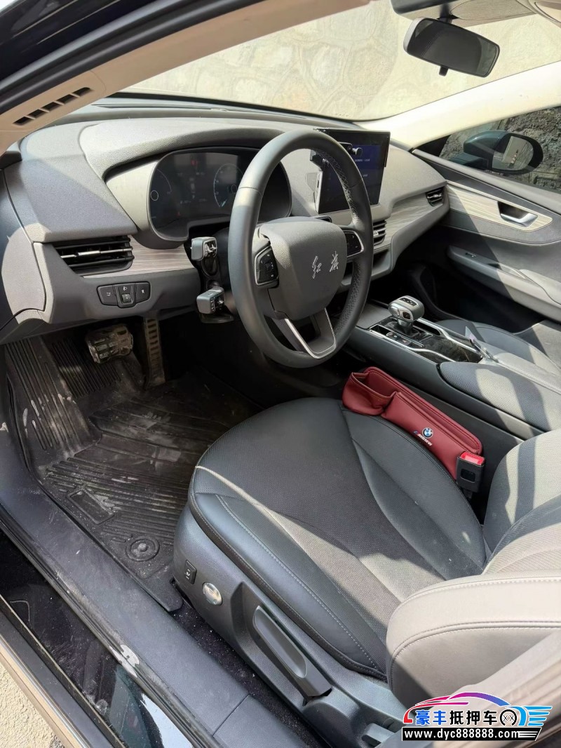 24年红旗EQM5轿车抵押车出售