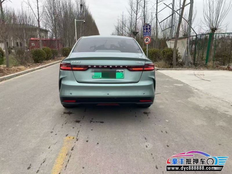 23年吉利几何轿车抵押车出售