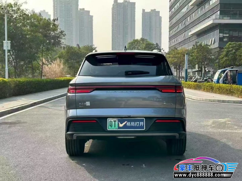 24年比亚迪宋轿车抵押车出售