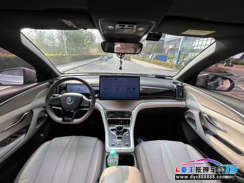 24年比亚迪宋轿车抵押车出售