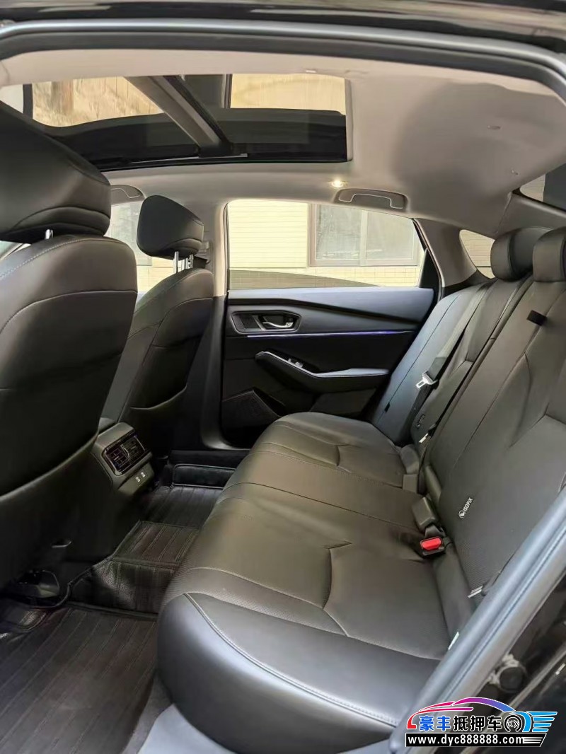 24年本田雅阁轿车抵押车出售